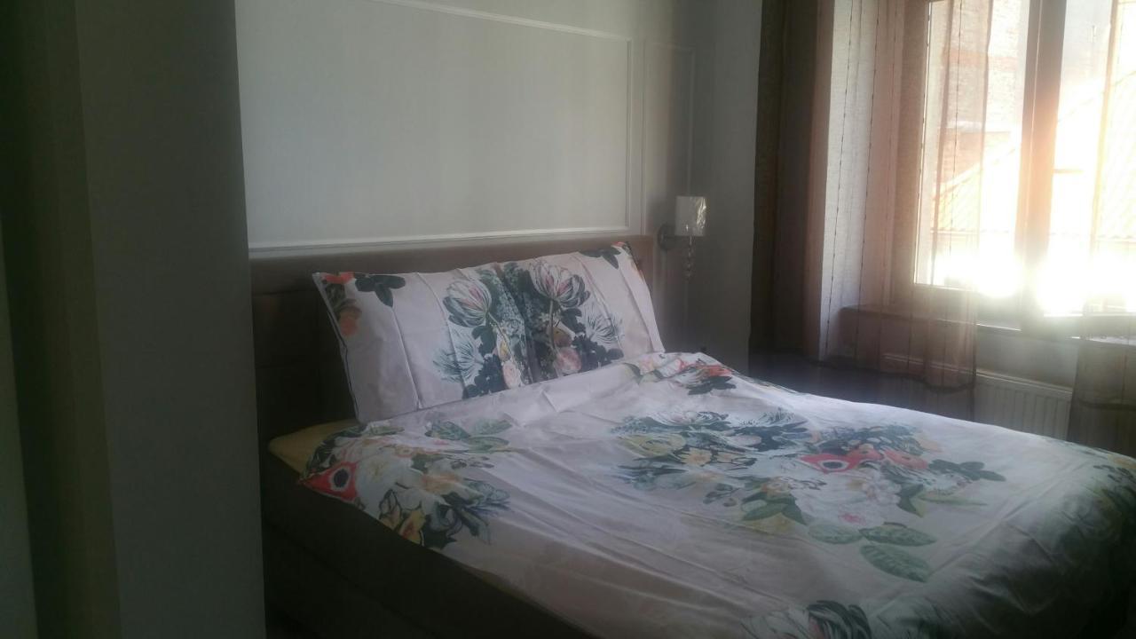 Astronomiczny Apartament , Mieszkanie 2 Pokojowe. Parking. ทอรูน ภายนอก รูปภาพ