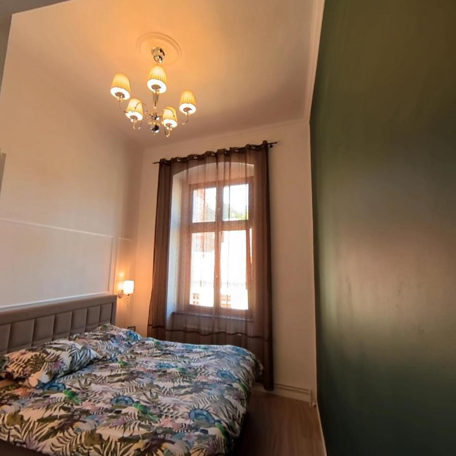 Astronomiczny Apartament , Mieszkanie 2 Pokojowe. Parking. ทอรูน ภายนอก รูปภาพ