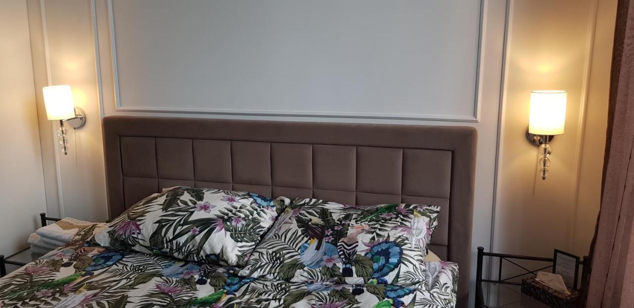 Astronomiczny Apartament , Mieszkanie 2 Pokojowe. Parking. ทอรูน ภายนอก รูปภาพ